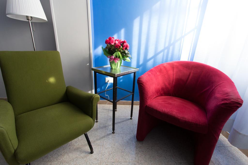 Hotel Byron Solo Per Giovani リッチョーネ エクステリア 写真